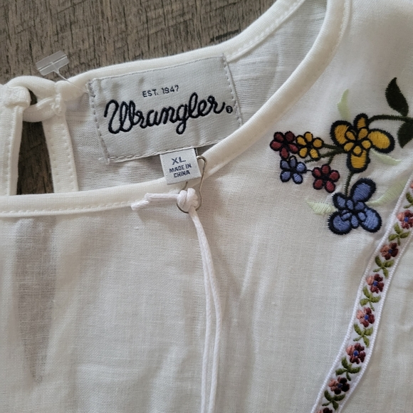 Wrangler embroidered top - Picture 8 of 9